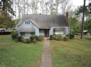 120 Eastside Dr, Lexington, NC 27292
