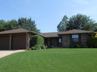 504 Harding Pl, Edmond, OK 73013