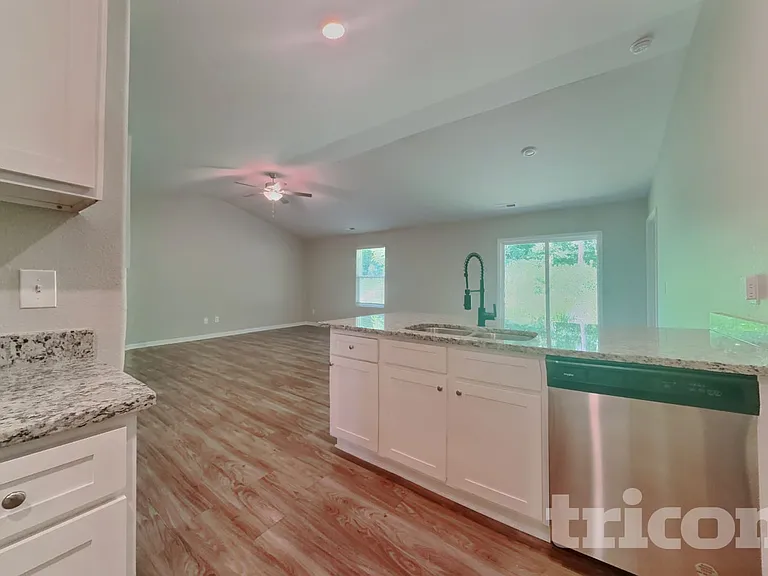 4605 Hazelburn Dr — Photo 4
