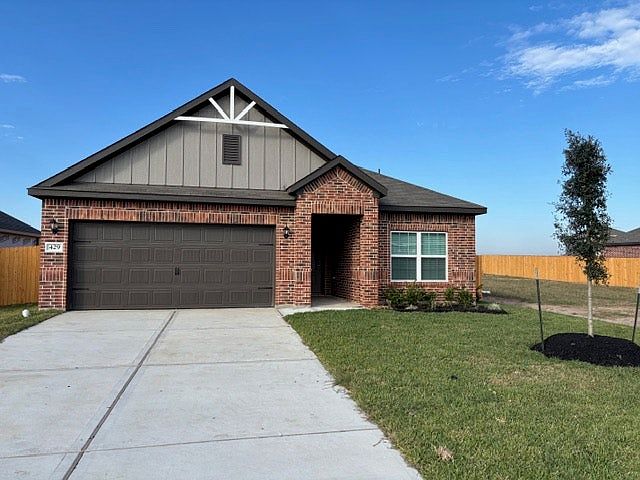 1st image of 429 Sunny Highlands Dr