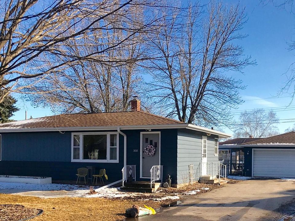 1st image of 300 Olivet St