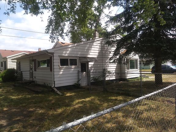 3rd image of 133 Helen Ave