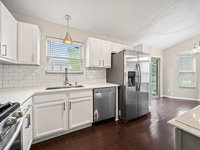 1300 Faunsdale Dr — Photo 14