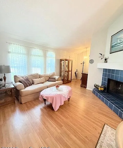 106 Delvalle St — Photo 17