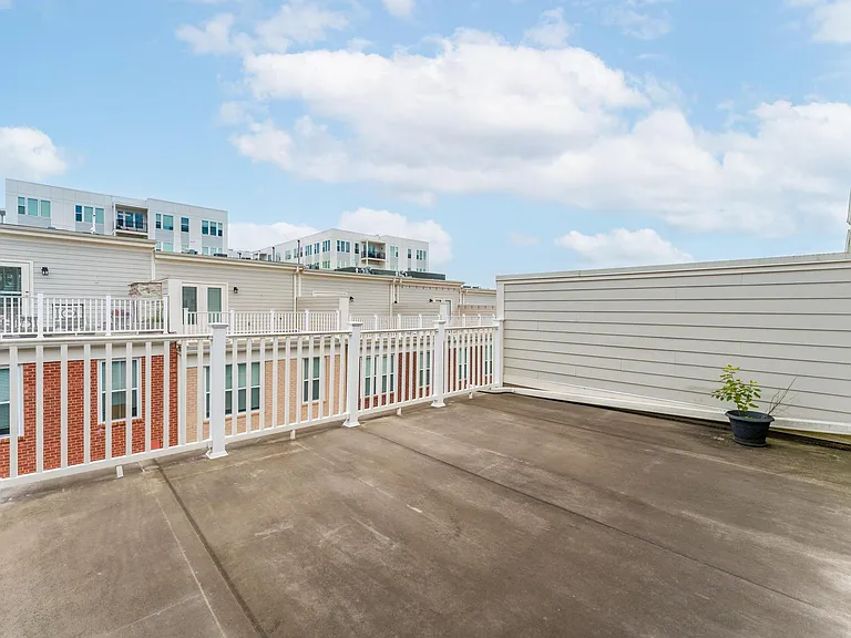 11692 Sunrise Square Pl — Photo 45