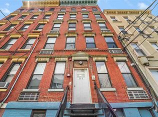 308 Madison St APT 3B, Hoboken, NJ 07030