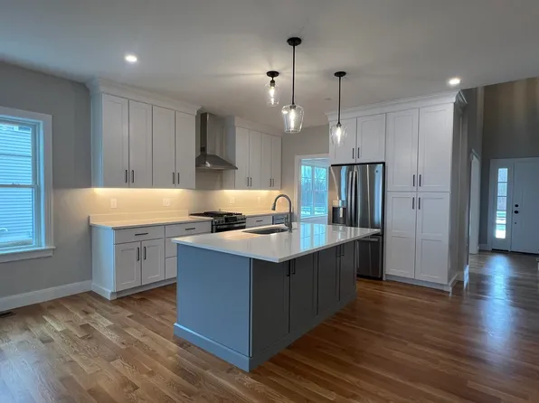 54 Sage Lane #6, Portsmouth, NH 03801