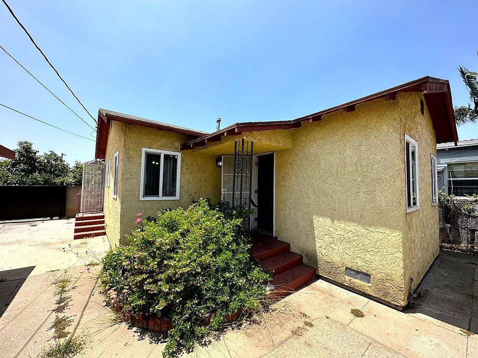 1st image of 2852 Guirado St #1/2