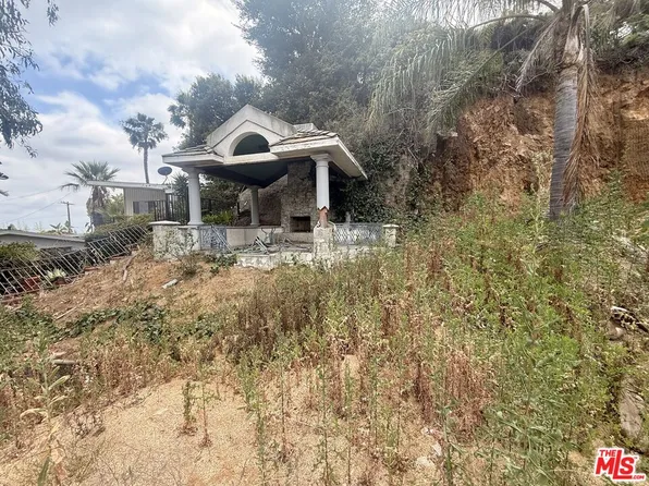 1651 Marlay Dr, Los Angeles, CA 90069