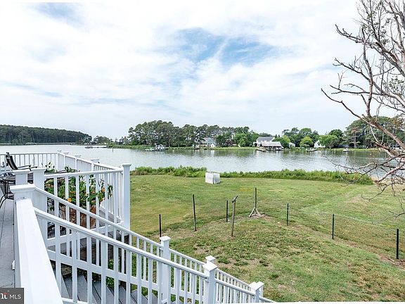 2nd image of 4938 Fairbank Rd