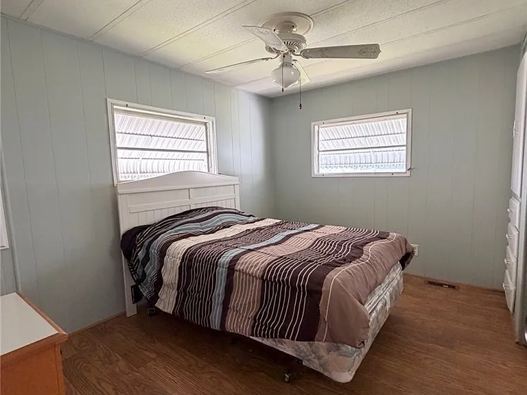 3345 Illinois Ave — Photo 10
