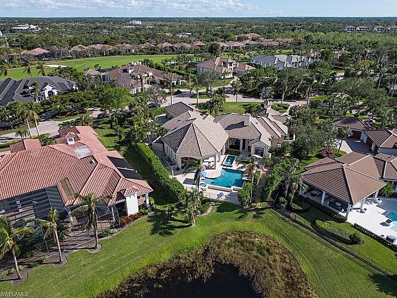 2nd image of 23883 Tuscany Ct