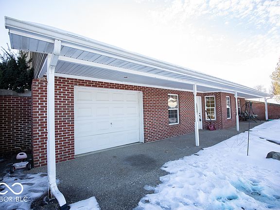 5th image of 1725 N County Road 400 W