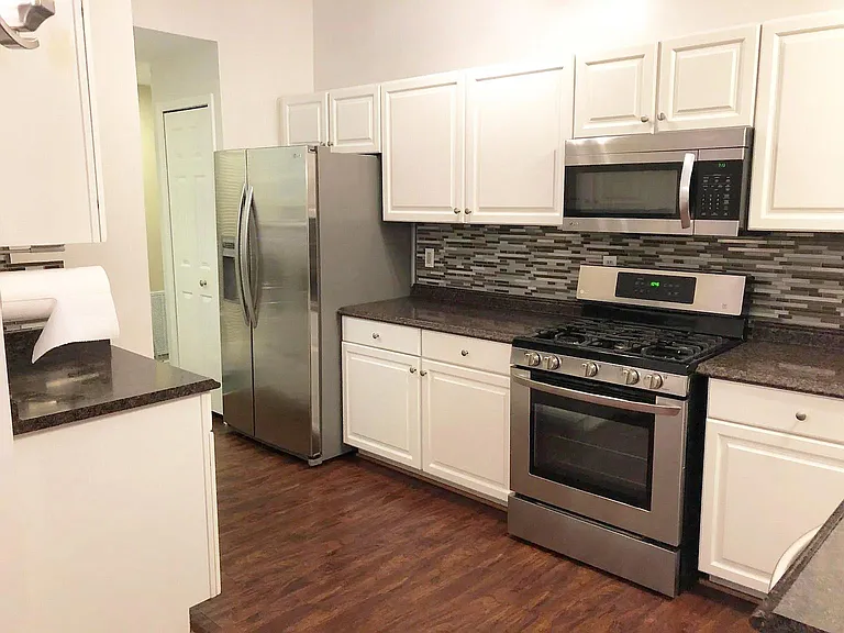 307 Tall Pines Ct #L — Photo 5