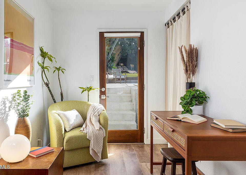 1st image of 4142 Mercury Ave