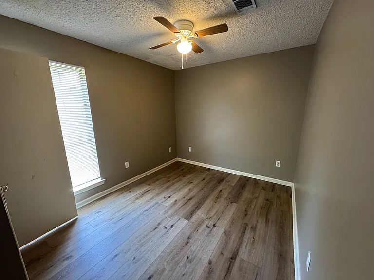 2117 Stout St #A — Photo 2
