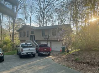 3055 Malvern Dr, Snellville, GA 30039