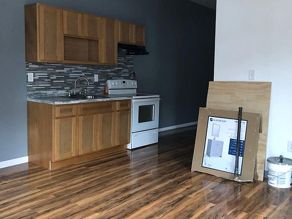 4th image of 3401 Tampa St #2