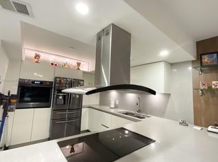 1301 Miami Gardens Dr #501W, Miami, FL 33179