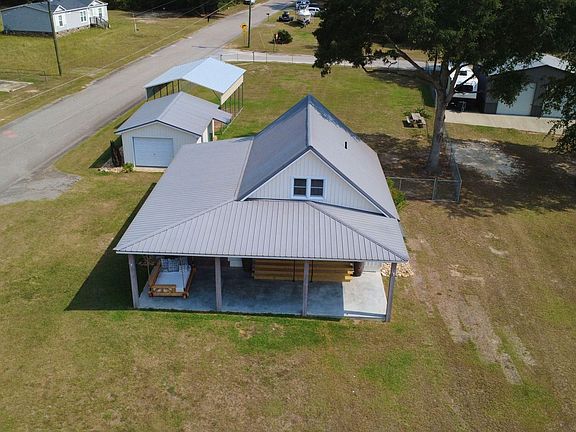 House, garage and carport