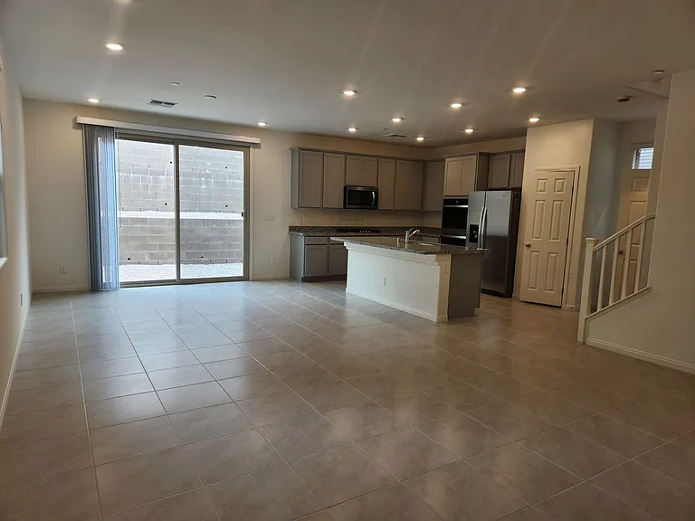 1553 Crowned Eagle St — Photo 10