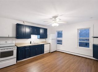 39 Roland St FLOOR 2, Woonsocket, RI 02895
