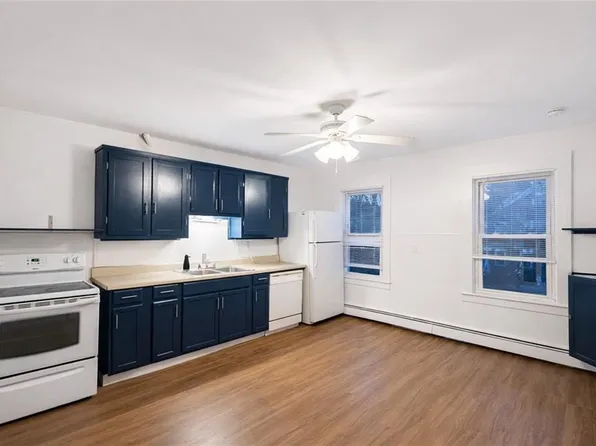 39 Roland St Floor 2, Woonsocket, RI 02895