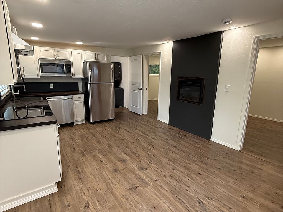 1st image of 141 Salmon Harbor Rd #B
