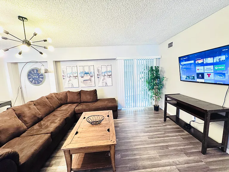 S William Miller Dr — Photo 92