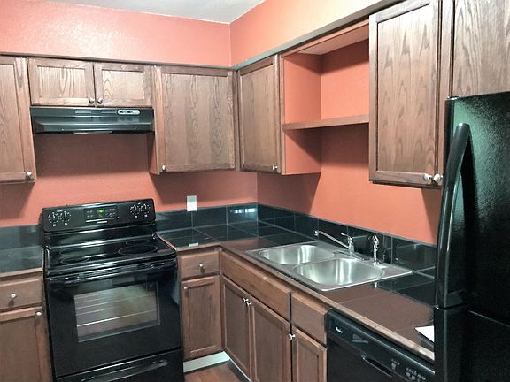 2nd image of 357 NW Newton Dr APT 8