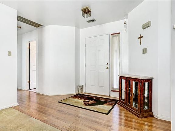 4th image of 1552 Heatherleaf Ln