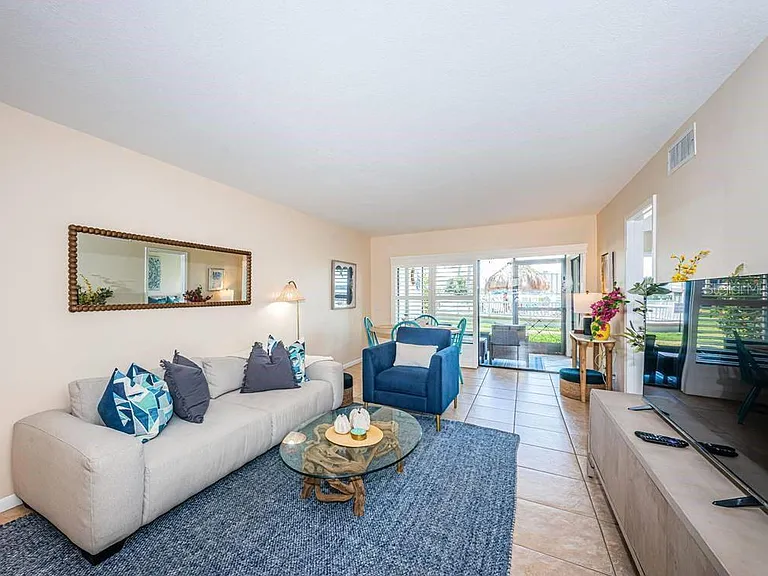 6268 Palma Del Mar Blvd S #102 — Photo 5