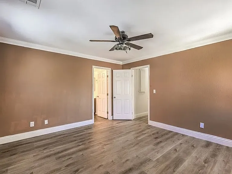 1425 Bow Creek Ct — Photo 4