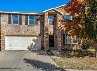 1817 Riverchase Ln, Justin, TX 76247