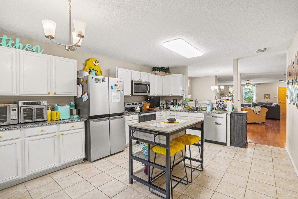 5441 Temecula Rd, Fort Worth, TX - More