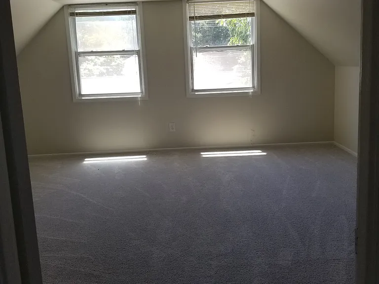 3004 Tanbark Ln — Photo 10