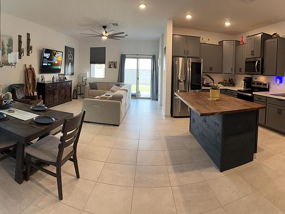 3rd image of 17027 W DIANA Avenue