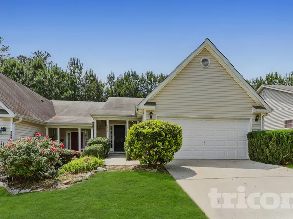 2177 Red Oak Cir, Union City, GA 30291