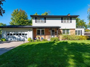 7509 Major Ave N, Brooklyn Park, MN 55443