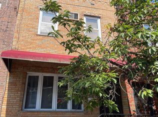2438 S 10th St, Philadelphia, PA 19148
