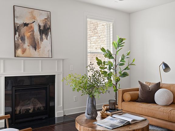 4th image of 5406 Pisano St