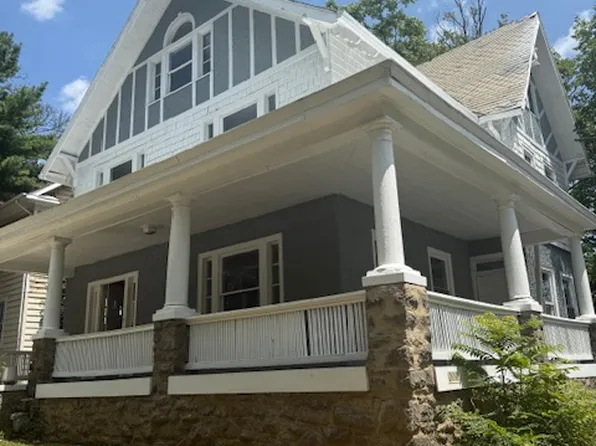 2709 Wisconsin Ave NW, Washington, DC 20007