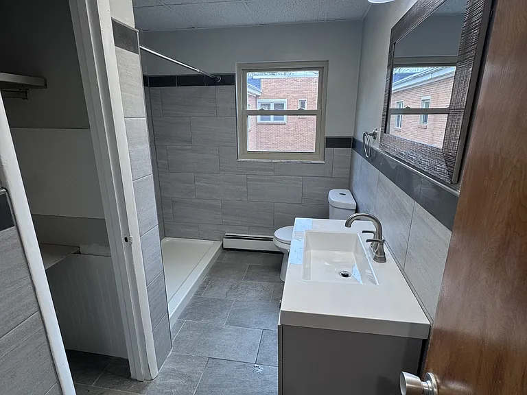 400 Riverside Dr #27 — Photo 6