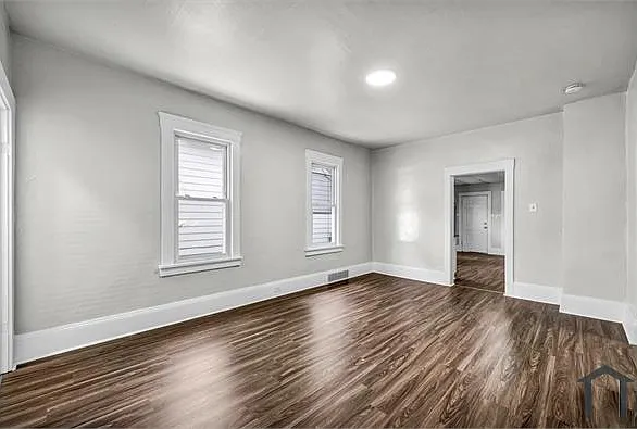 3 bed, 1357 sqft, $1,600 — Photo 3