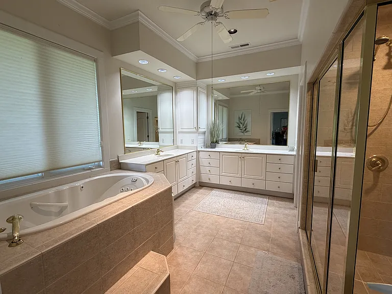 139 Summit Dr — Photo 17