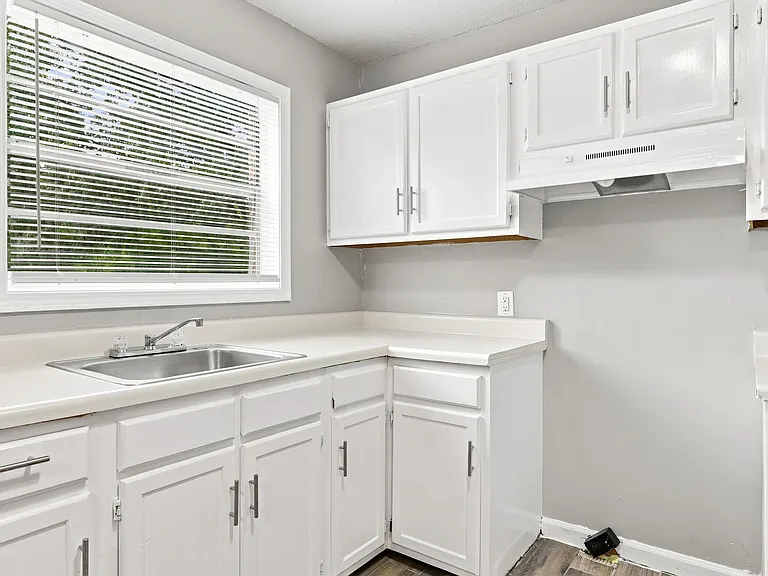 Skyview Townhomes — Photo 5