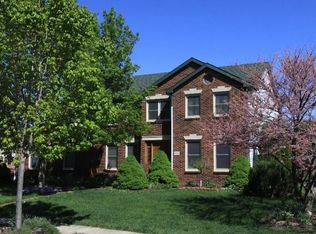 4510 Huntwicke Dr, Hilliard, OH 43026