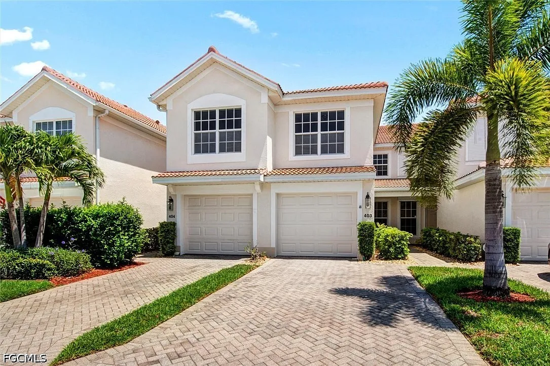 3 bed, 2.0 bath, 1336 sqft, $1,875 — Photo 1