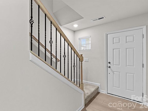 3rd image of 167 Hazelnut Way