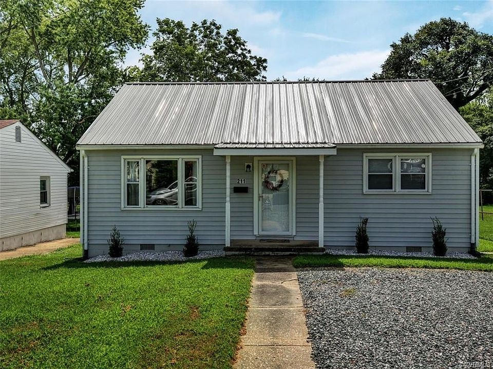 1st image of 211 N Kalmia Ave